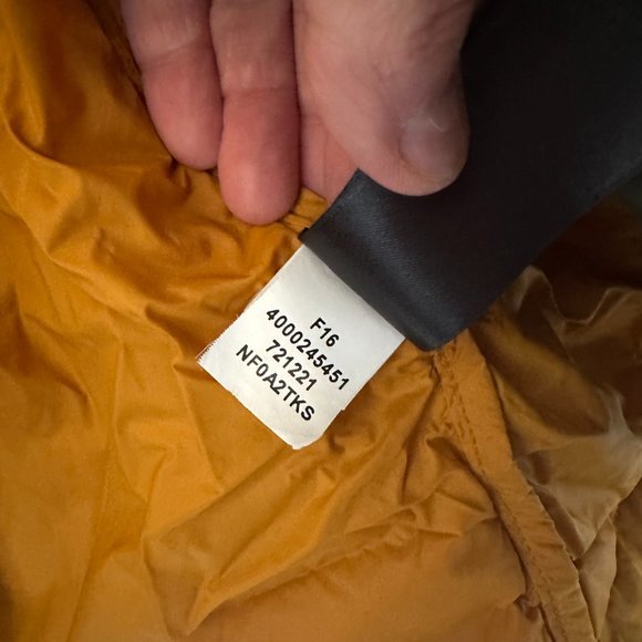 Excellent Condition The North Face Down Jacket - Picture 4 of 4